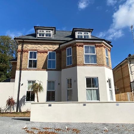 Bright, Vibrant New 1 Bedroom Town Centre Parking Bournemouth Exterior foto