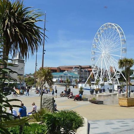 Bright, Vibrant New 1 Bedroom Town Centre Parking Bournemouth Exterior foto